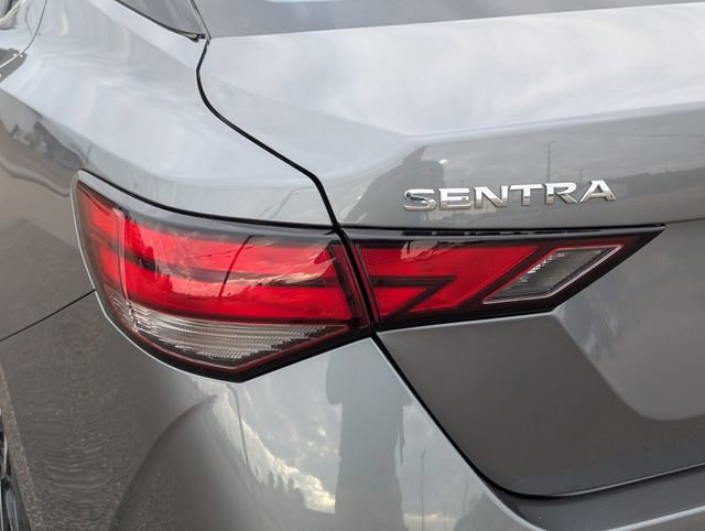 Used 2024 Nissan Sentra SV FWD image 13