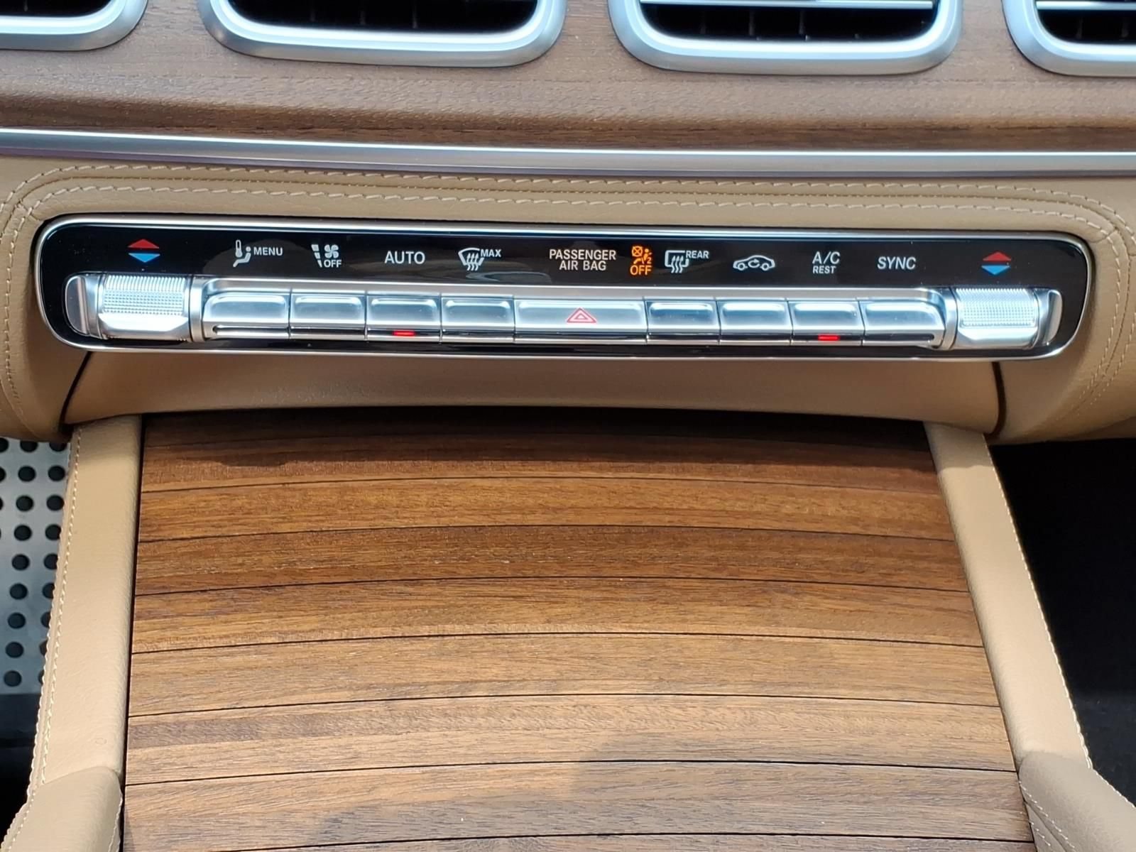 Certified 2024 Mercedes-Benz GLS 450 4MATIC image 21