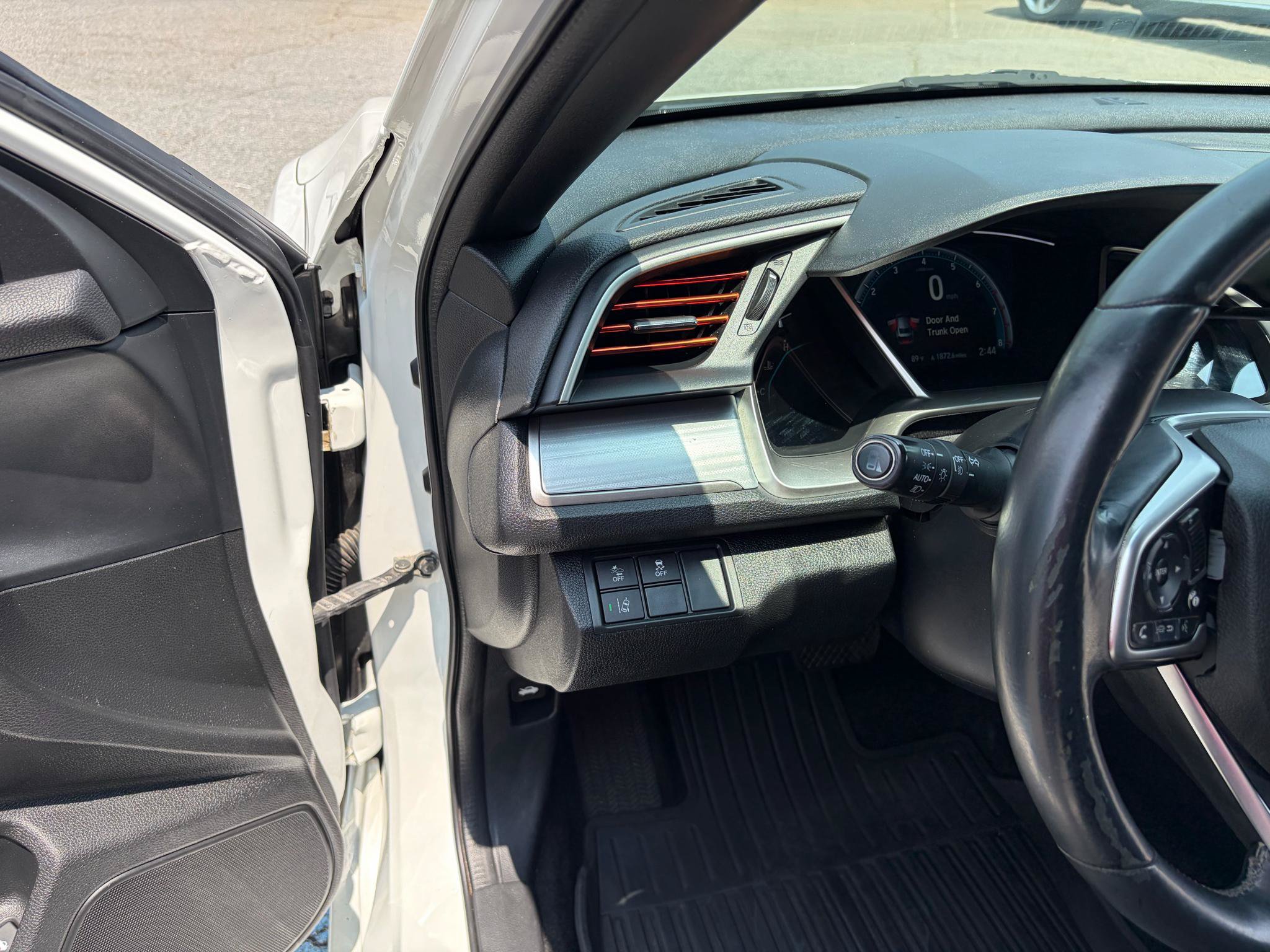 Used 2017 Honda Civic Touring image 39