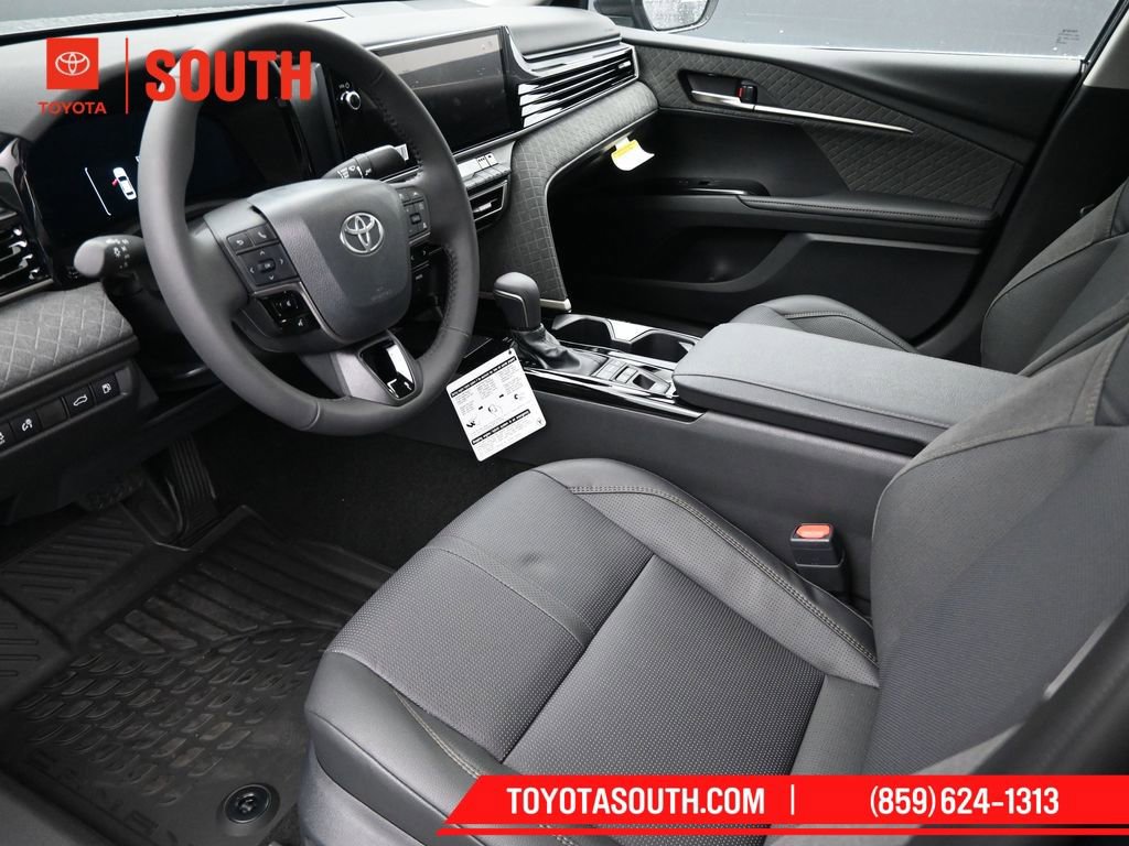 Used 2026 Toyota Camry XLE image 9
