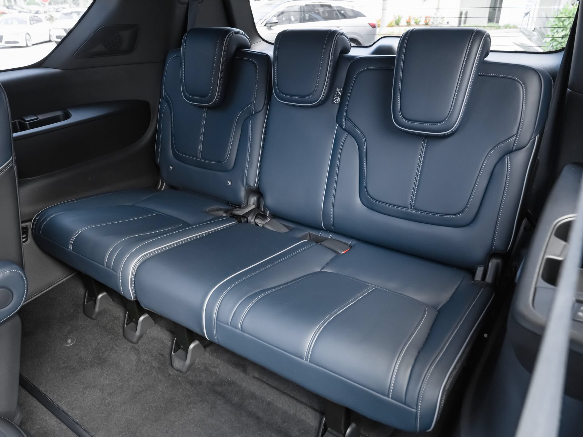 Certified 2026 INFINITI QX80 4WD image 43