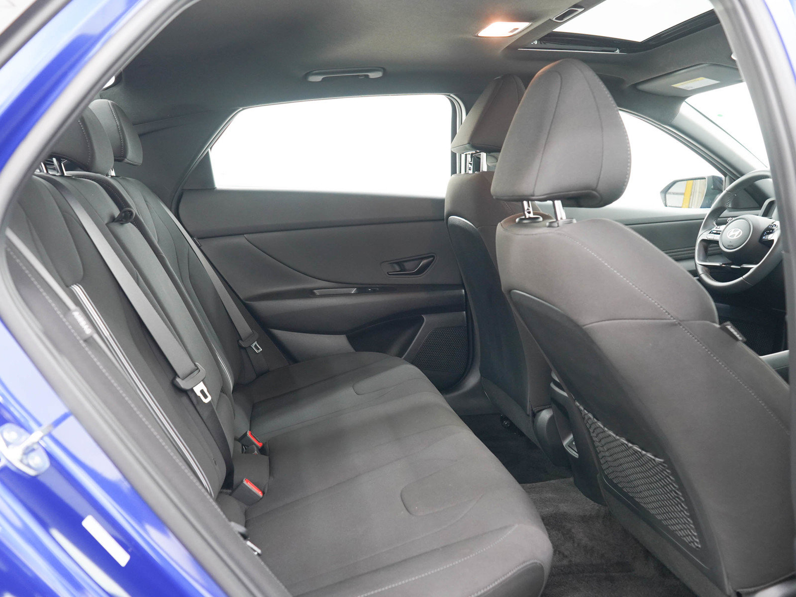 Used 2026 Hyundai Elantra SEL Sport Premium FWD image 12