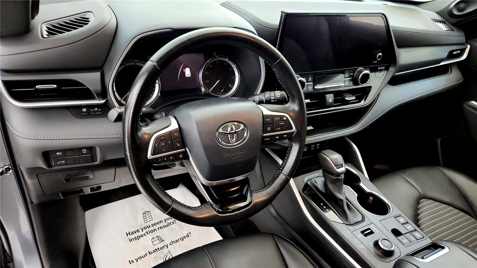 Used 2023 Toyota Highlander XSE AWD/4WD image 41