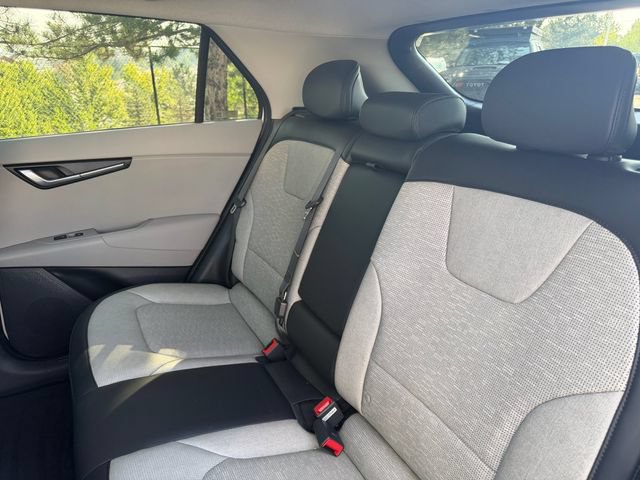 Used 2023 Kia Niro Wave w/ Wave Preserve Package FWD image 17