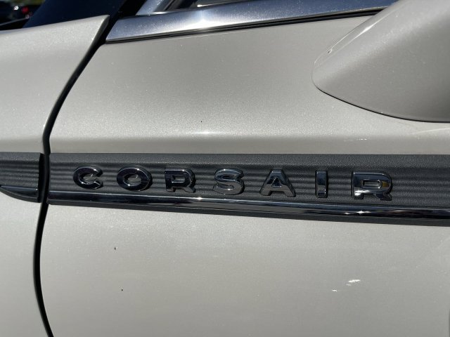 Used 2020 Lincoln Corsair Reserve w/ Equipment Group 201A AWD/4WD image 3