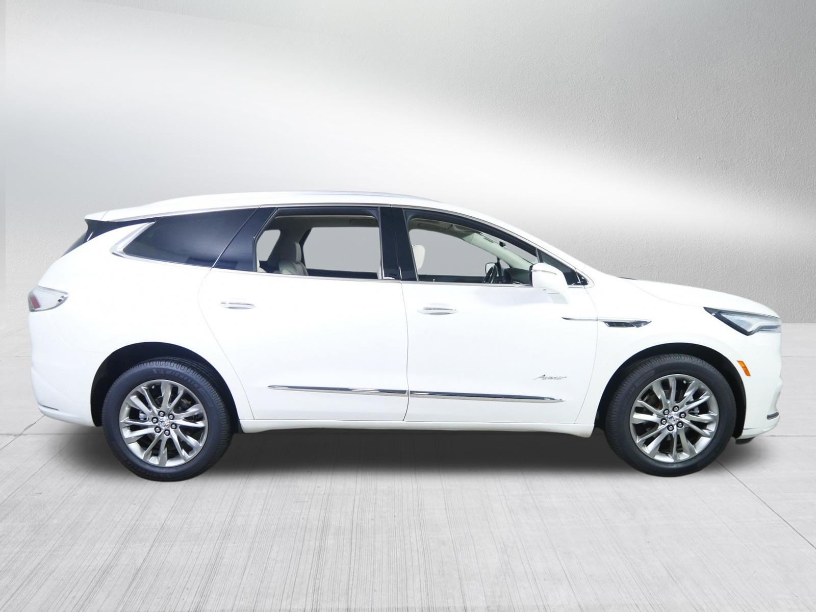 Certified 2023 Buick Enclave Avenir w/ Avenir Technology Package AWD/4WD image 8