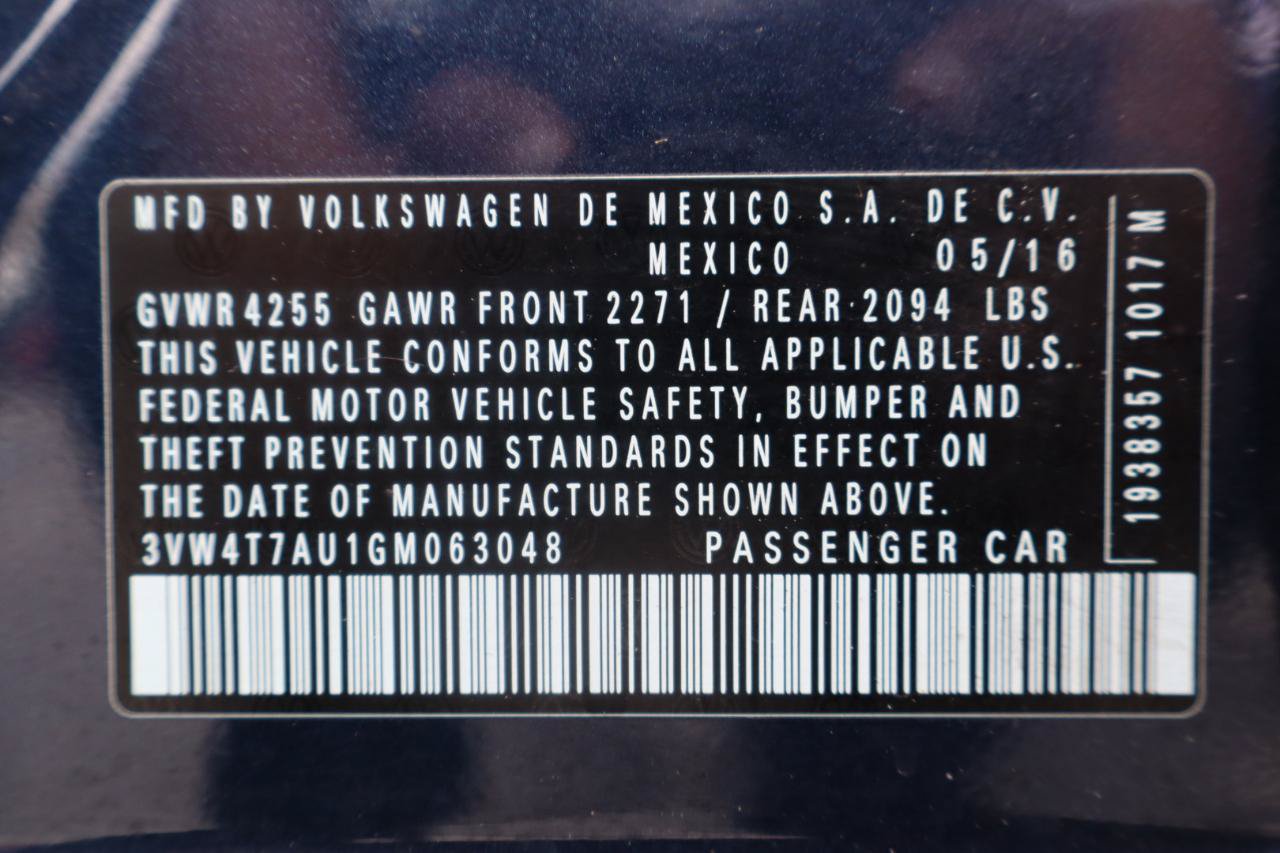 Used 2016 Volkswagen GTI SE FWD image 34