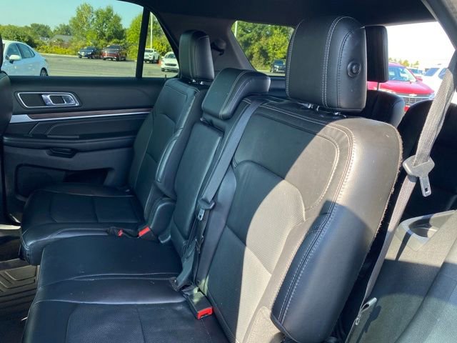 Used 2018 Ford Explorer Limited image 20