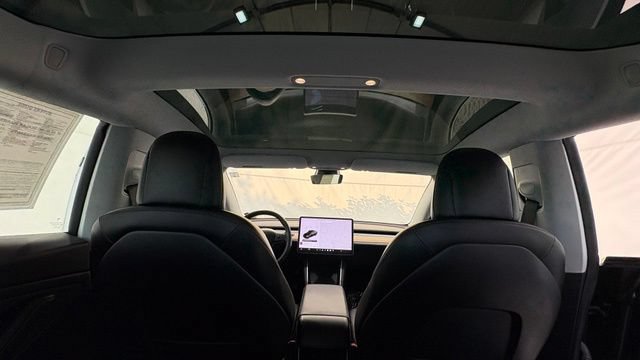 Used 2019 Tesla Model 3 Standard Range Plus RWD image 29