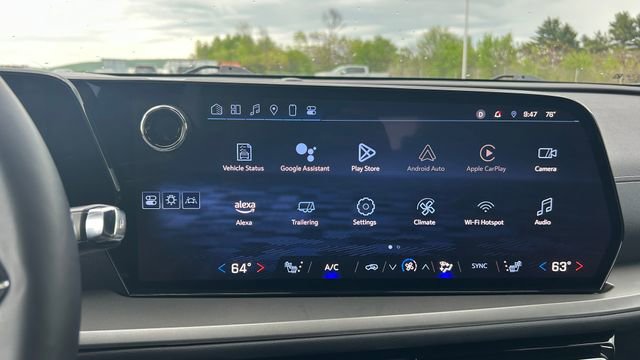 Certified 2025 Chevrolet Traverse LT AWD/4WD image 18