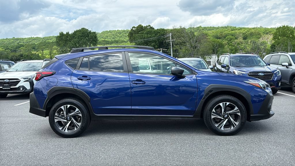 Used 2024 Subaru Crosstrek 2.0i Premium AWD/4WD image 5