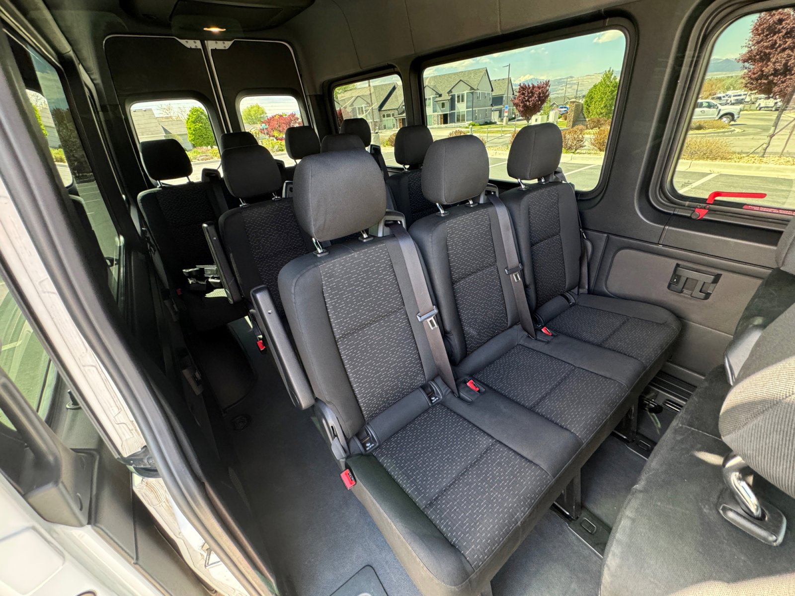 Used 2019 Mercedes-Benz Sprinter 2500 image 18