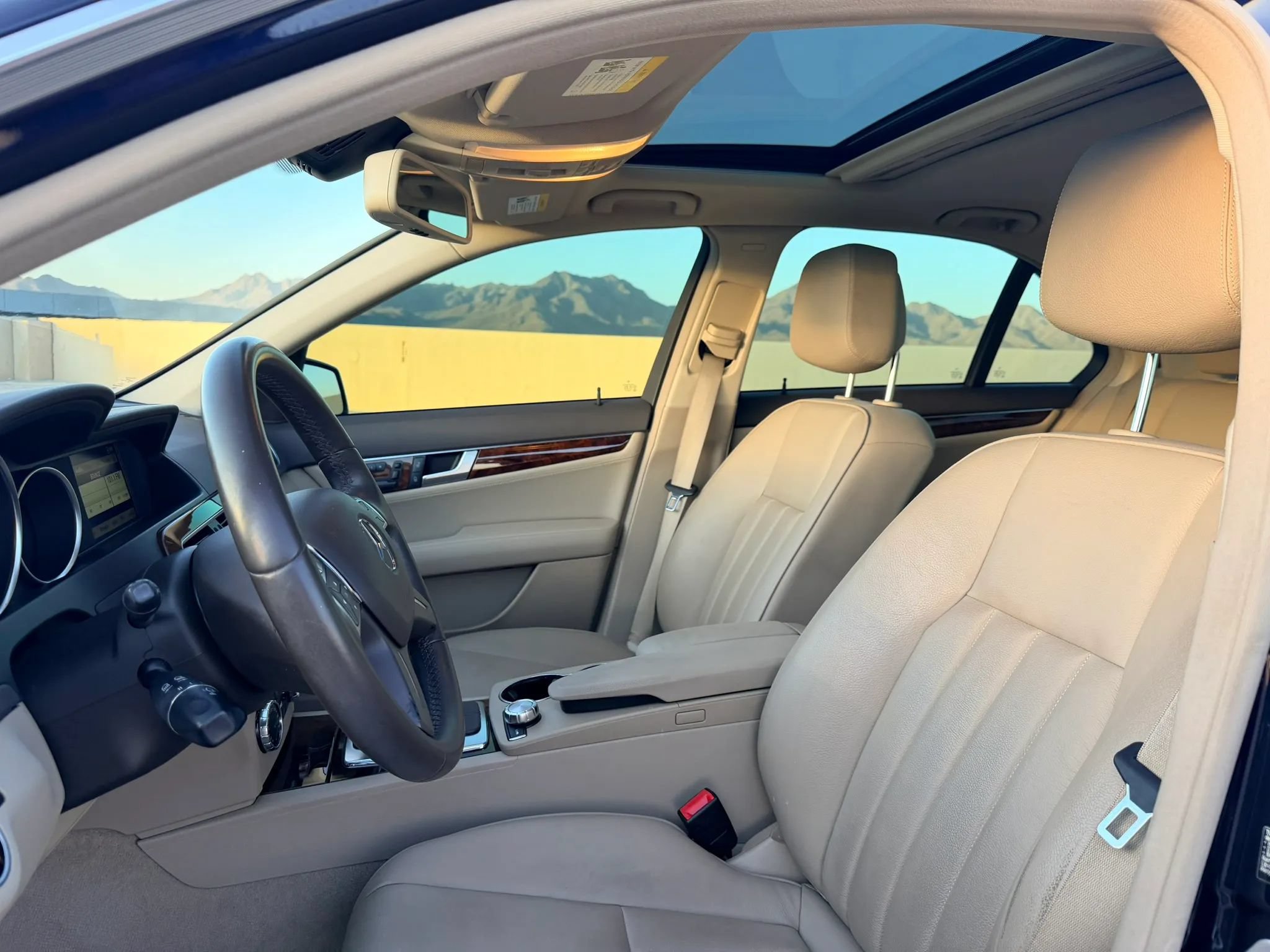 Used 2012 Mercedes-Benz C 250 Sedan image 12