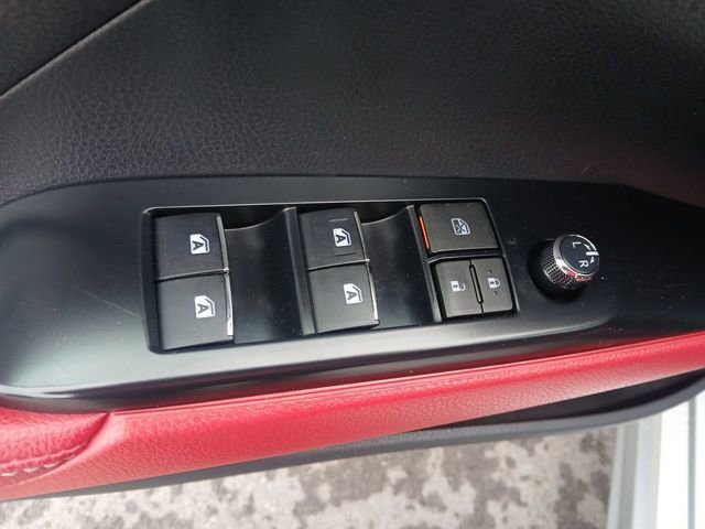 Used 2018 Toyota Camry XSE FWD image 13