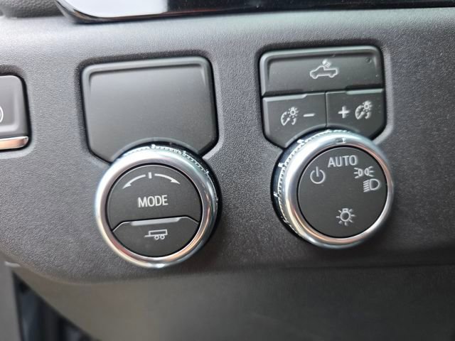 New 2026 GMC Sierra 1500 SLE image 27