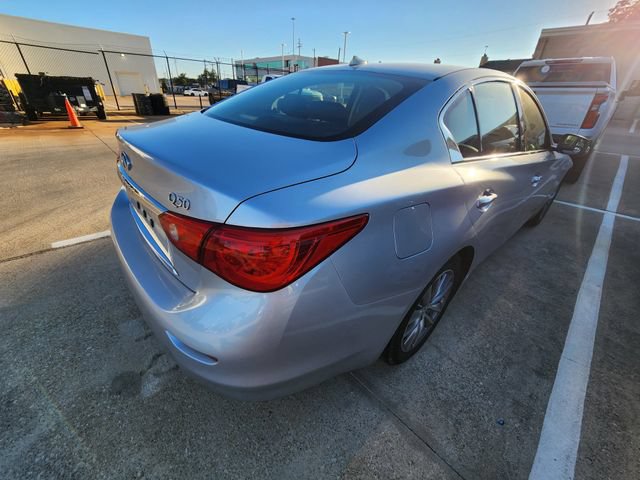 Used 2017 INFINITI Q50 3.0t Premium w/ 3.0T Premium Plus Package RWD image 4