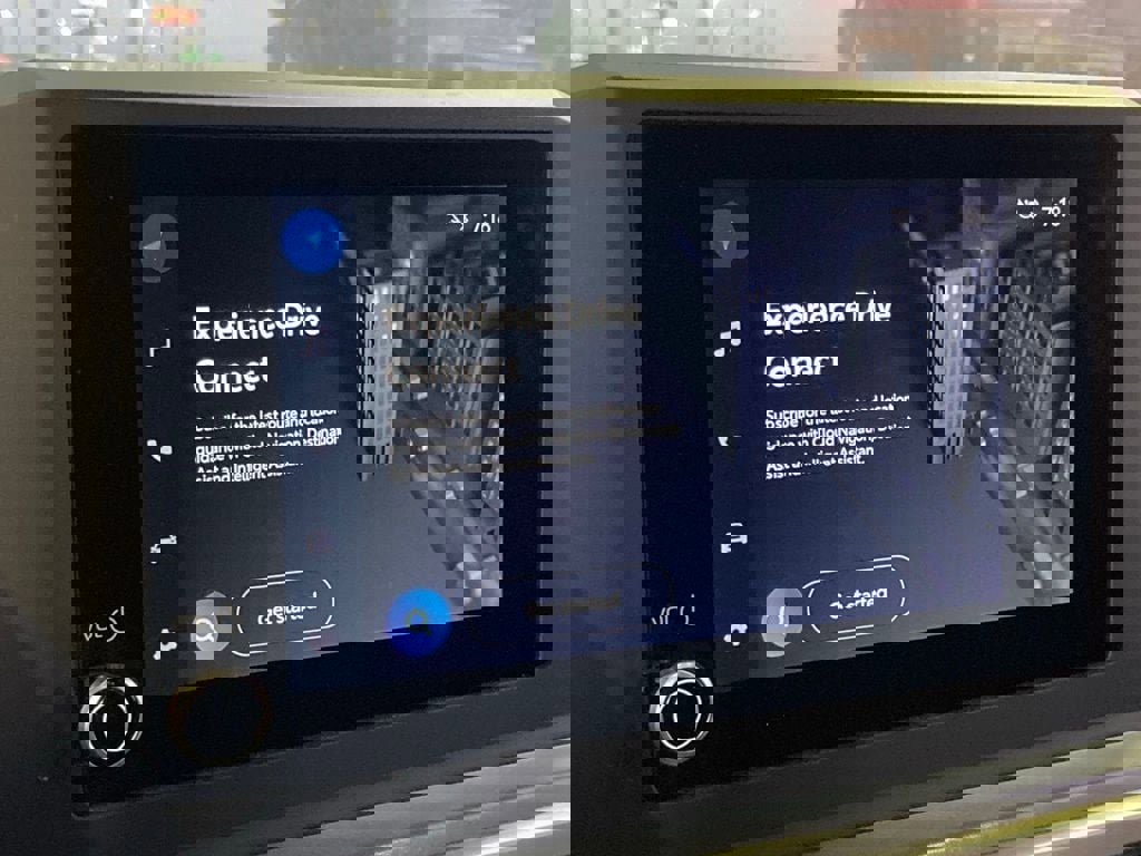 Used 2024 Toyota Tacoma SR5 AWD/4WD image 23