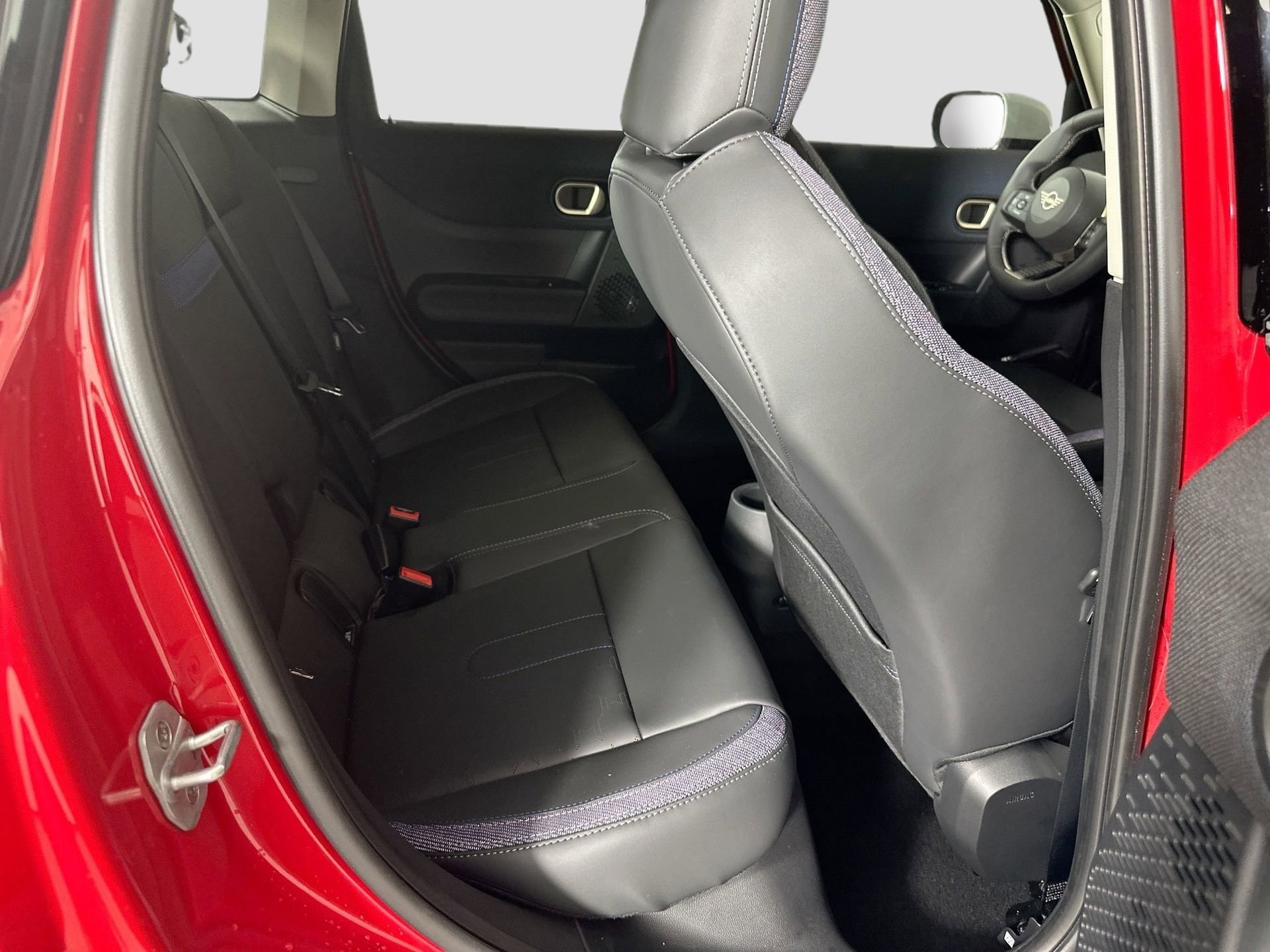 Used 2025 MINI Cooper S image 25