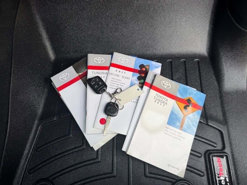 Used 2017 Toyota Tundra Limited w/ Limited Premium Package AWD/4WD image 38