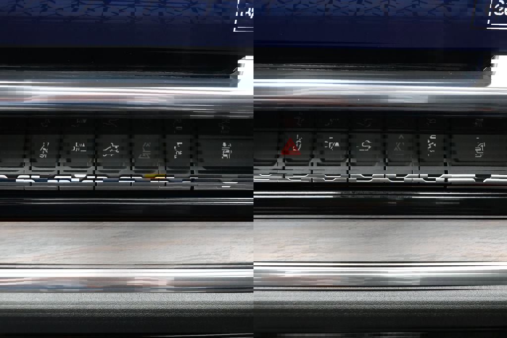 Used 2024 GMC Sierra 2500 SLT w/ SLT Premium Package image 29