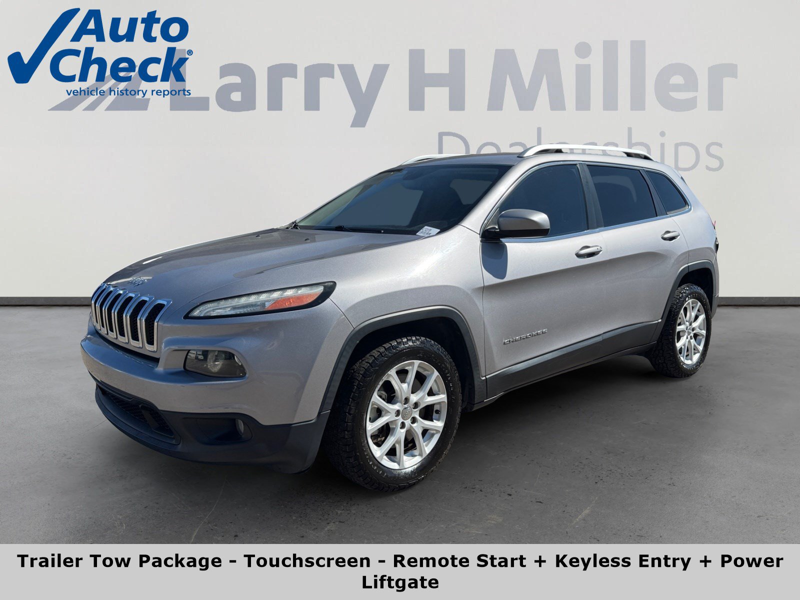 Used 2017 Jeep Cherokee Latitude w/ Comfort/Convenience Group