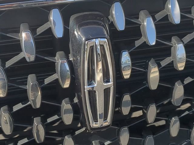 Used 2023 Lincoln Corsair Reserve image 13