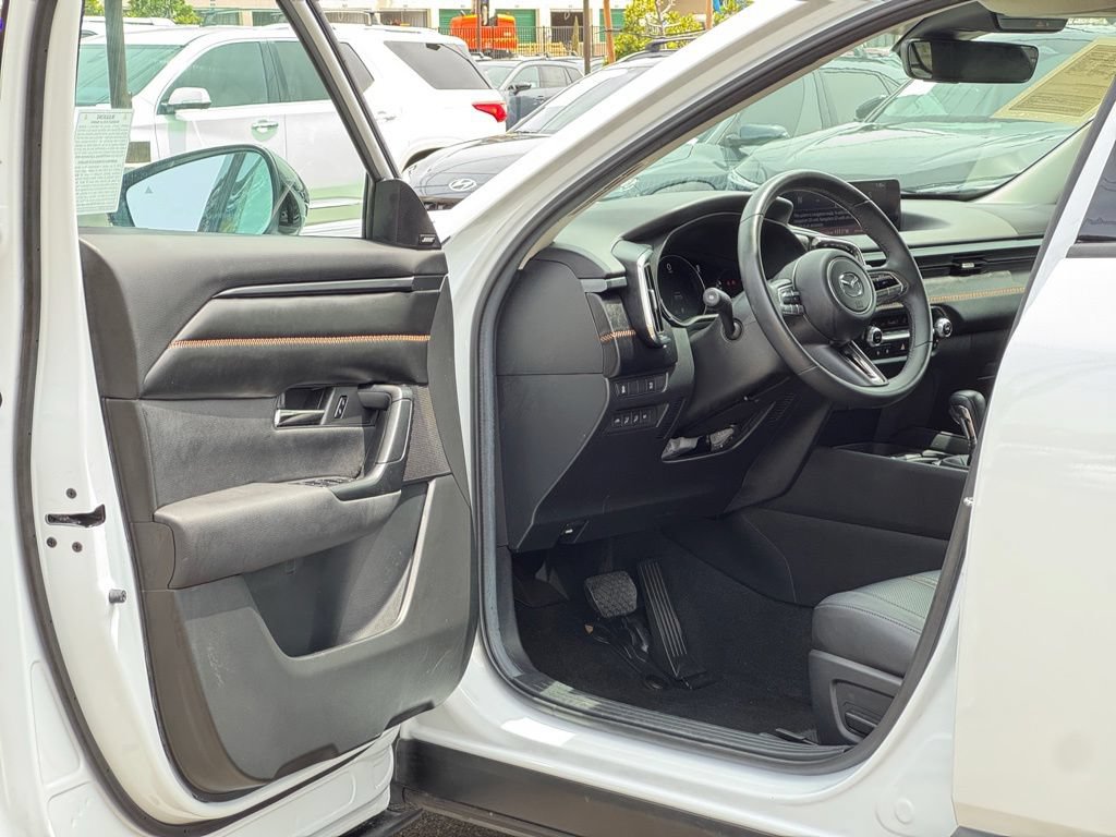 Used 2024 MAZDA CX-50 AWD 2.5 S w/ Cargo Package image 9
