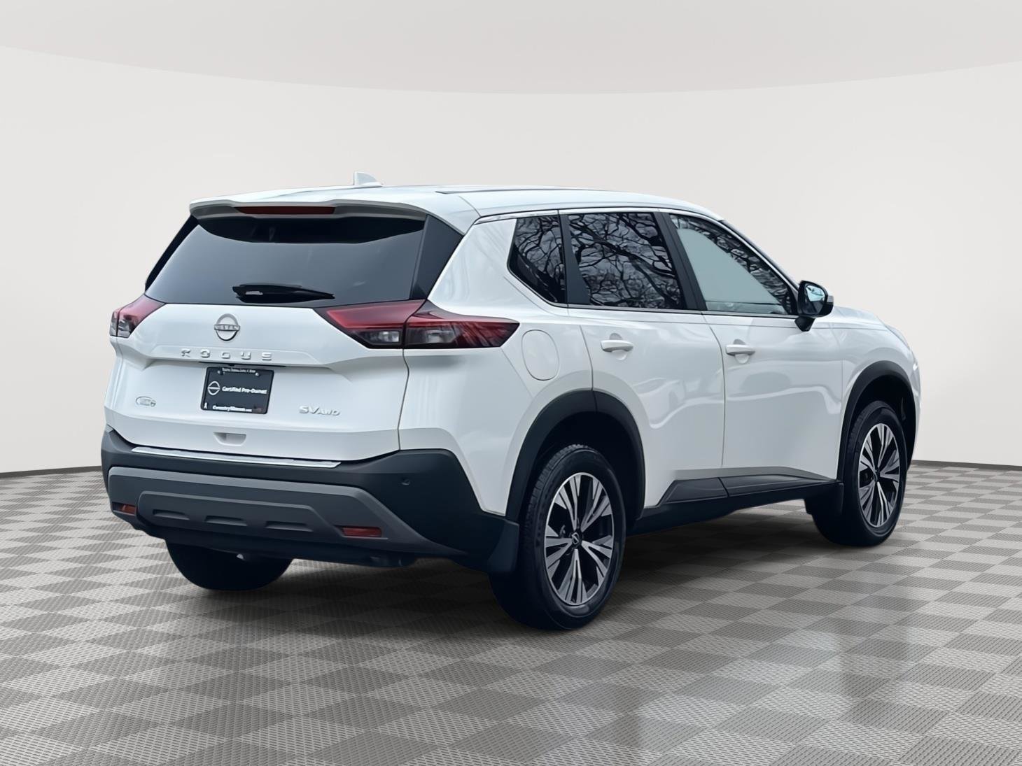 Certified 2023 Nissan Rogue SV image 5