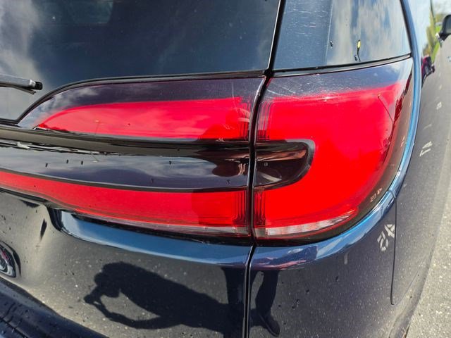 Used 2021 Chrysler Pacifica Limited w/ Premium & Safety Sphere Group image 16