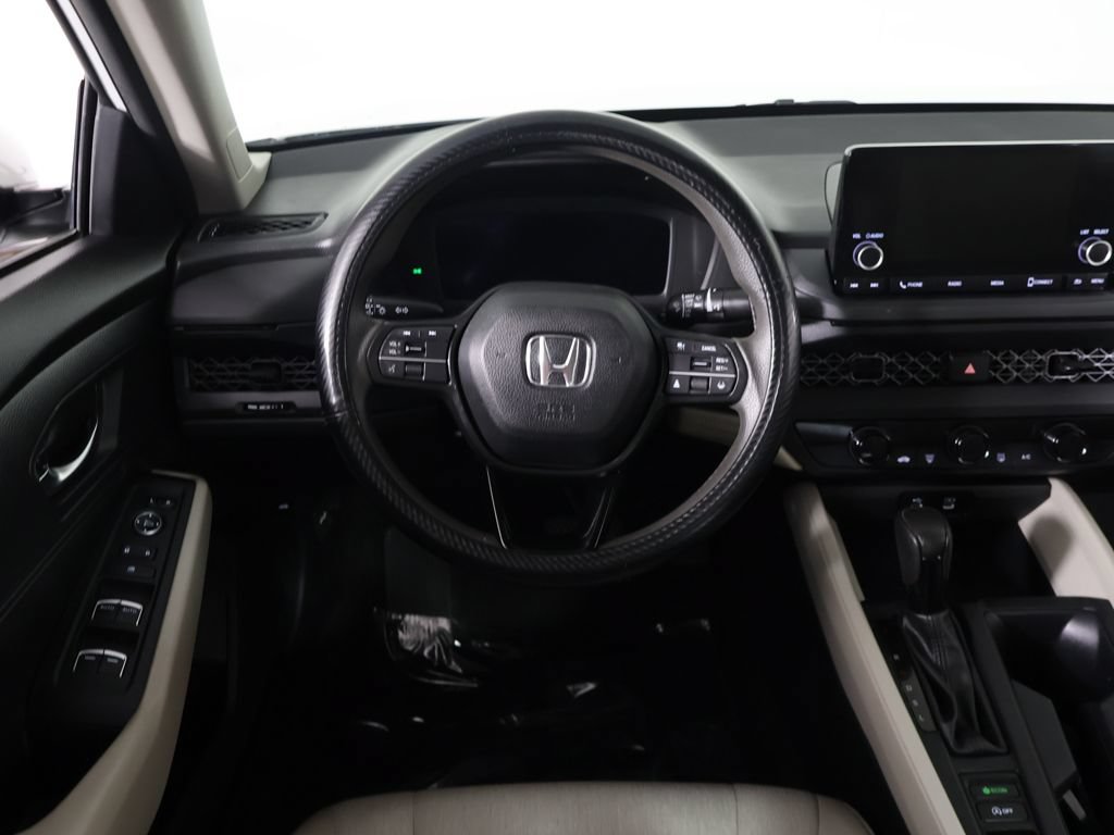 Used 2023 Honda Accord LX image 31