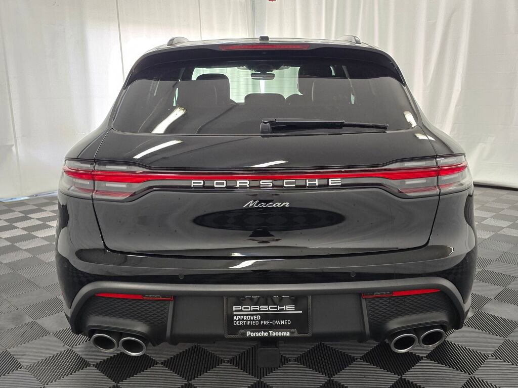 Certified 2025 Porsche Macan image 6