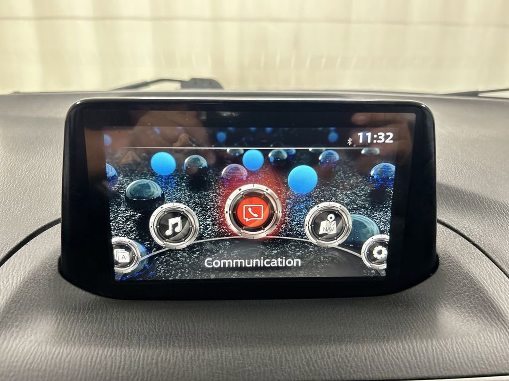 Used 2017 MAZDA MAZDA3 Touring FWD image 14
