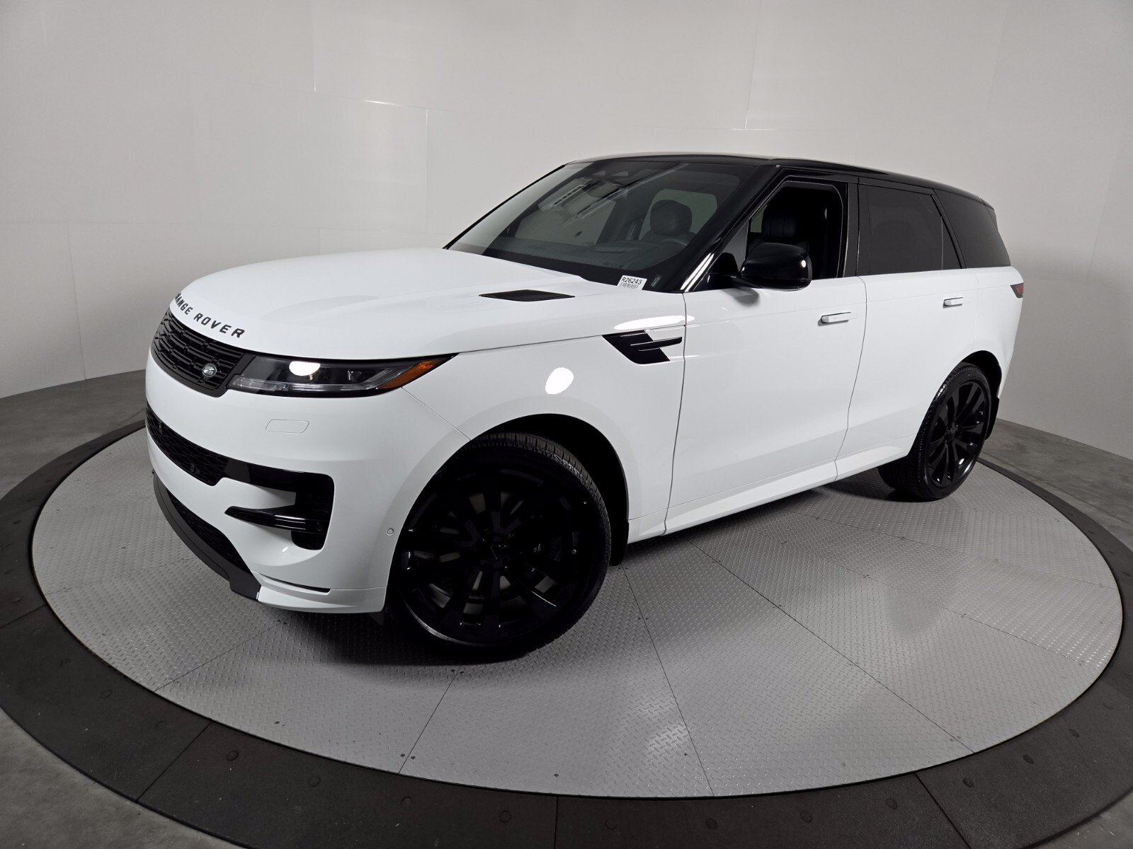New 2026 Land Rover Range Rover Sport Dynamic SE AWD/4WD image 1