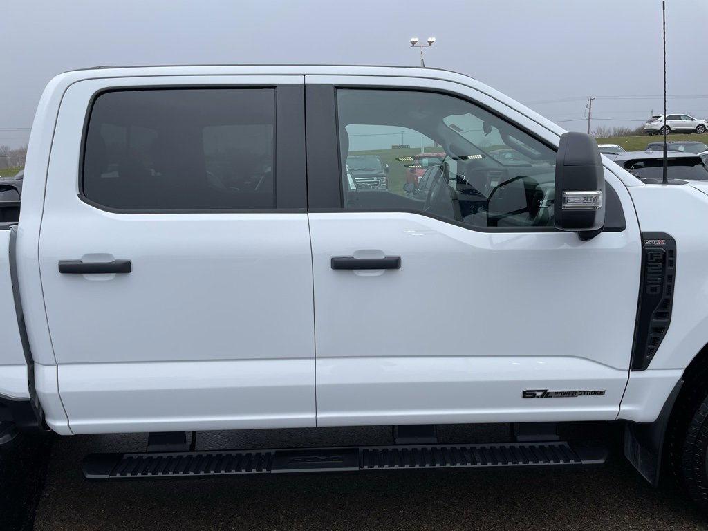 Used 2024 Ford F250 XL w/ STX Appearance Package image 29