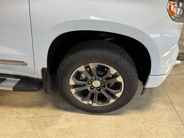 Certified 2026 Chevrolet Silverado 1500 High Country w/ Technology Package AWD/4WD image 7