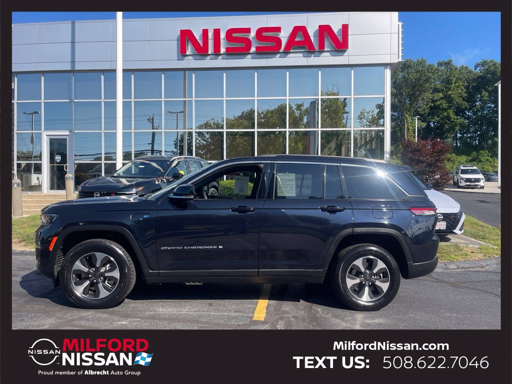 Used 2024 Jeep Grand Cherokee Limited 4xe AWD/4WD image 2