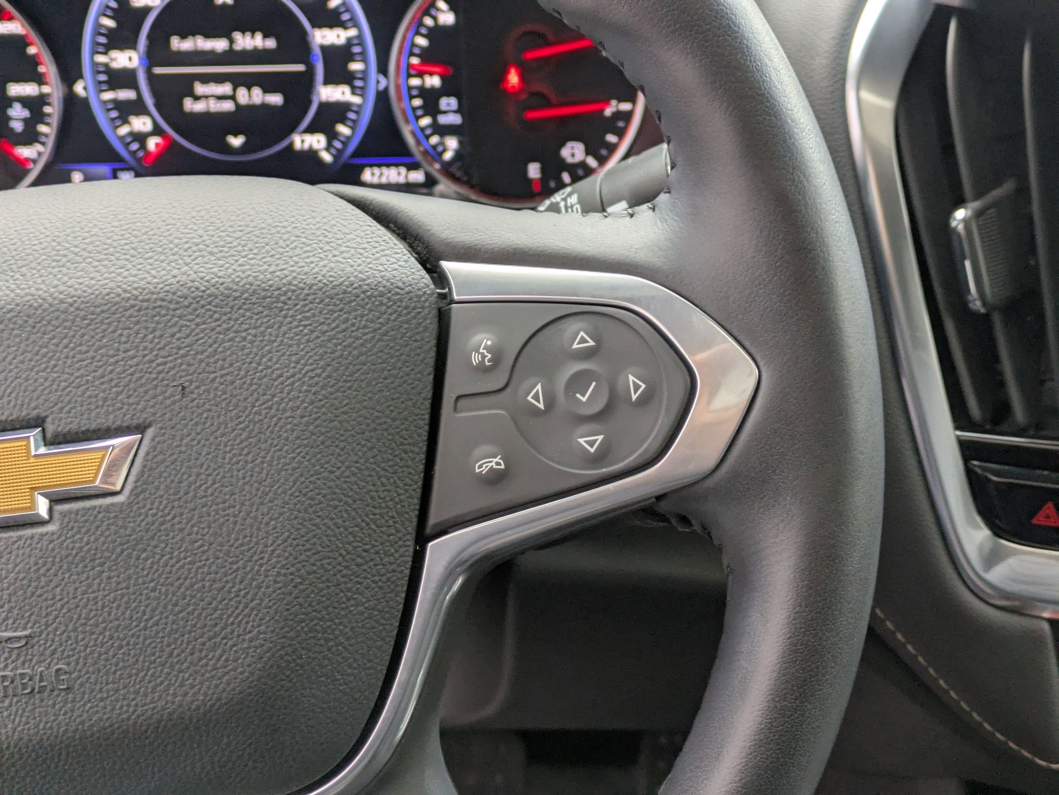 Used 2022 Chevrolet Traverse Premier w/ LPO, Floor Liner Package image 18