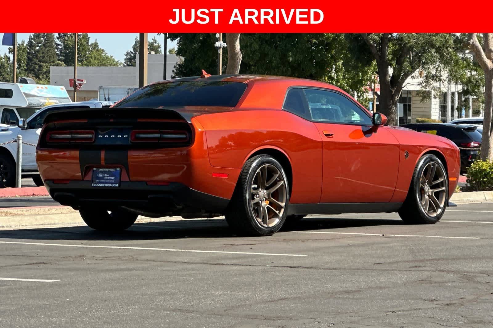 Used 2023 Dodge Challenger SRT Hellcat RWD image 2