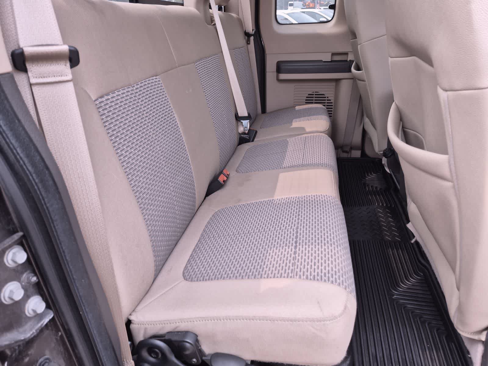 Used 2015 Ford F350 XLT w/ XLT Premium Package AWD/4WD image 20