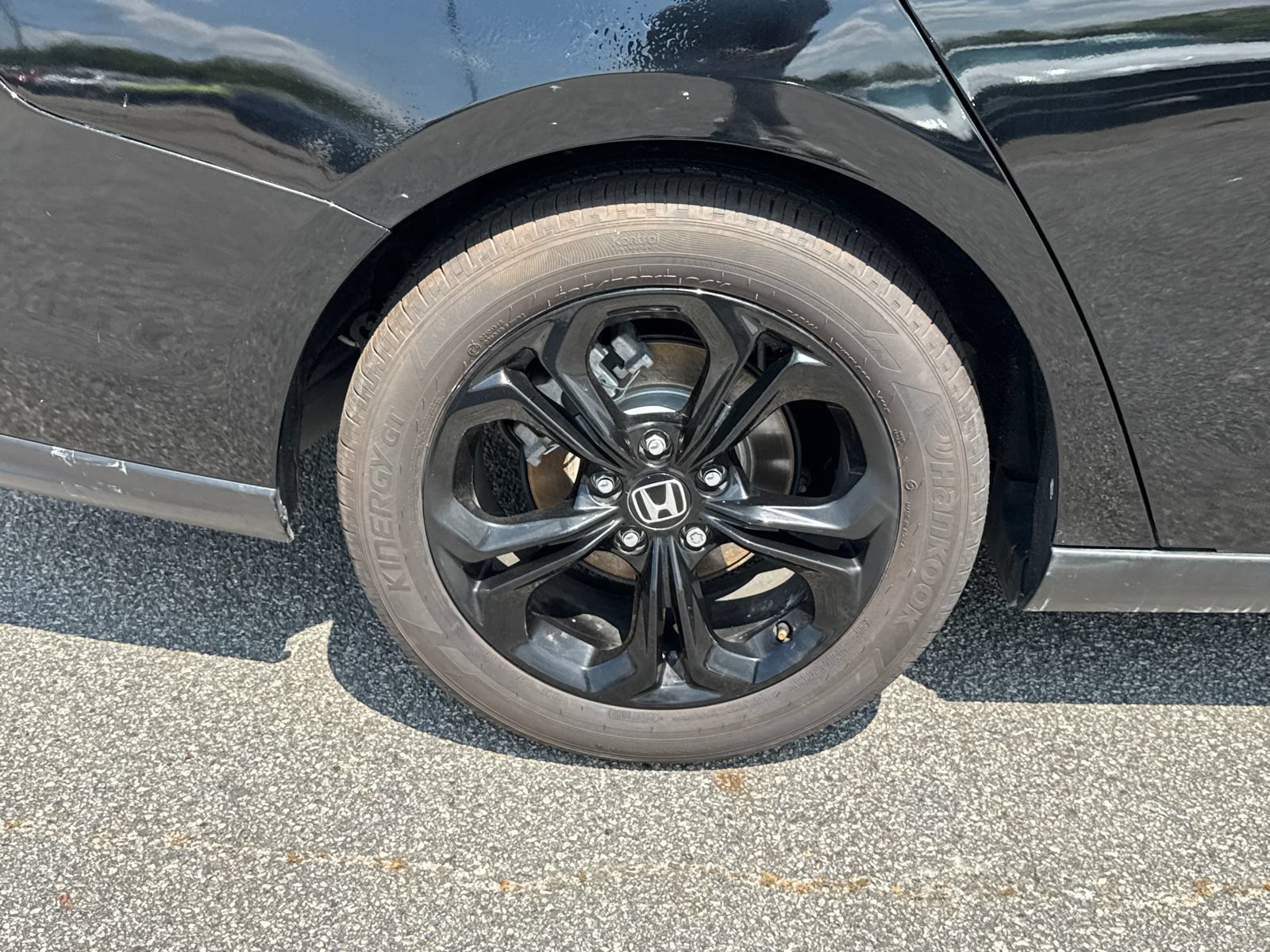 Used 2025 Honda Accord SE image 17