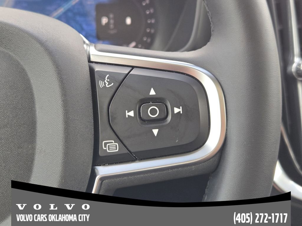 Used 2025 Volvo S60 B5 Core AWD/4WD image 28