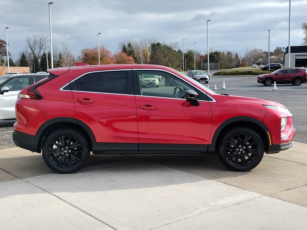 New 2026 Mitsubishi Eclipse Cross LE AWD/4WD image 13