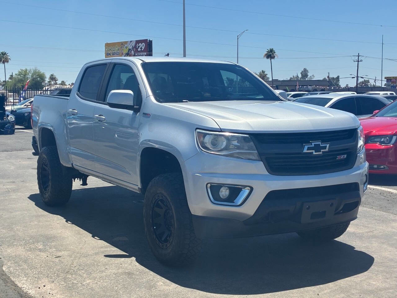 Used 2017 Chevrolet Colorado Z71 AWD/4WD image 12