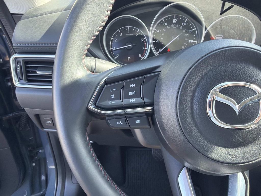 Used 2023 MAZDA CX-5 Carbon Edition image 29