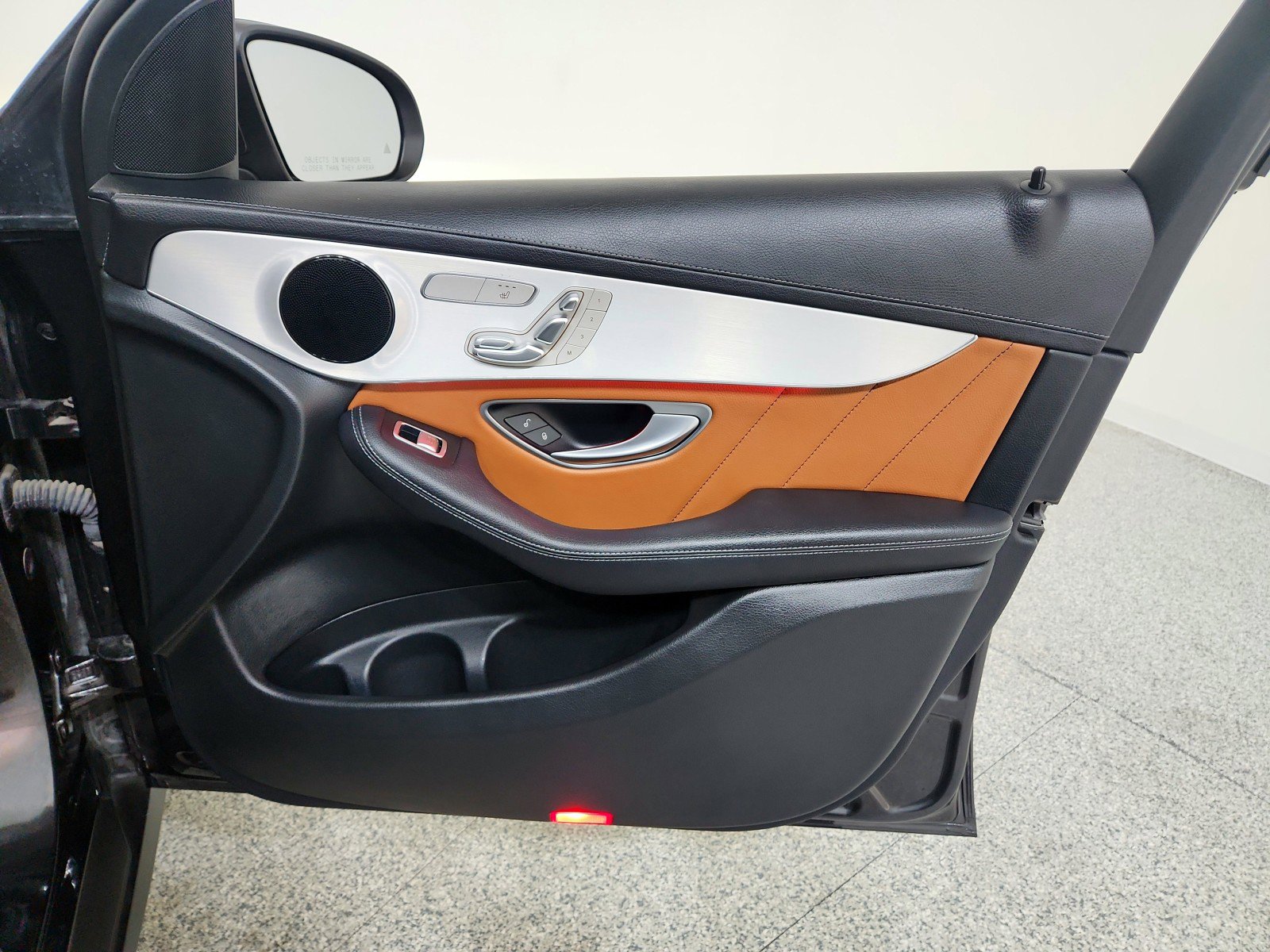 Certified 2022 Mercedes-Benz GLC 43 AMG 4MATIC image 36