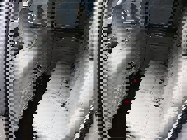 New 2025 Volvo XC90 B6 Ultra image 23