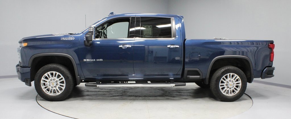 Used 2022 Chevrolet Silverado 3500 High Country image 4