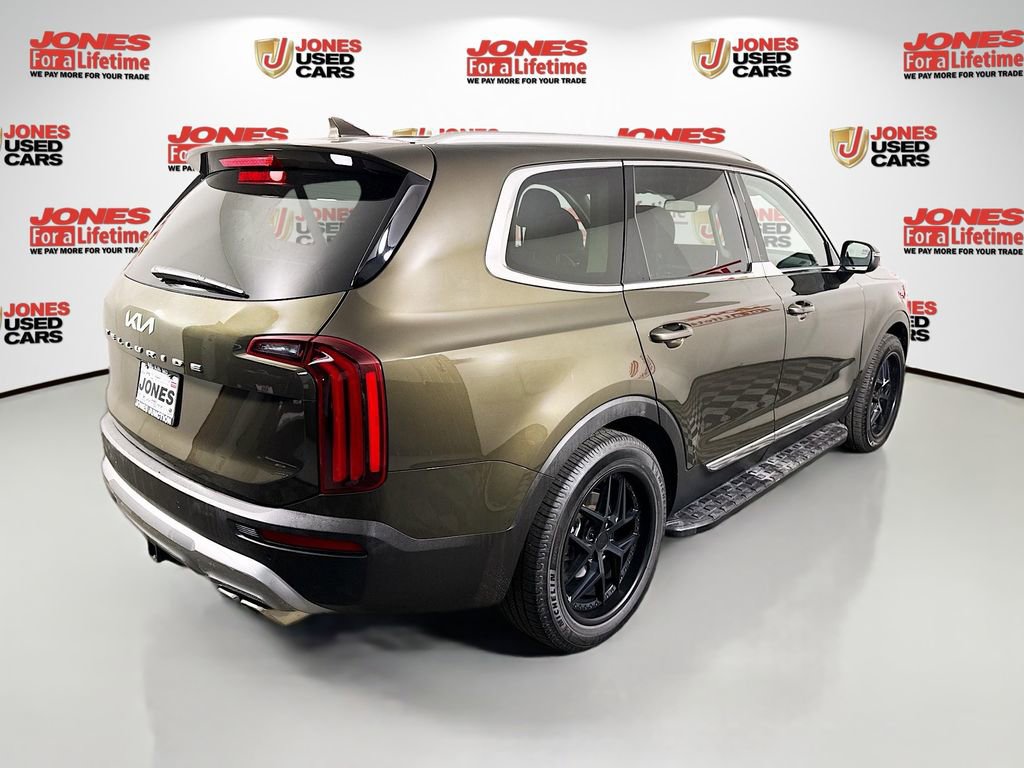 Used 2022 Kia Telluride EX w/ EX Premium Package image 17