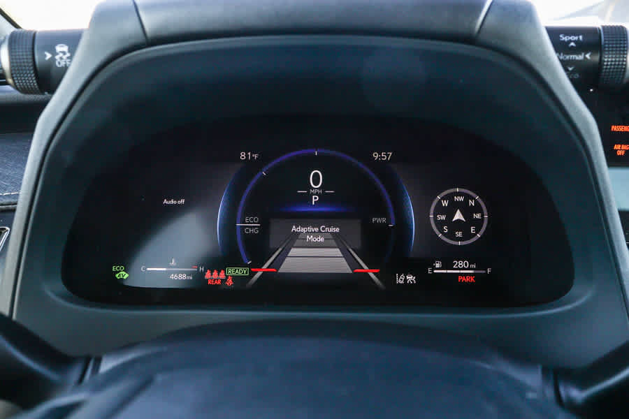 Certified 2026 Lexus UX 300h FWD w/ Accessory Package (Z2) image 26