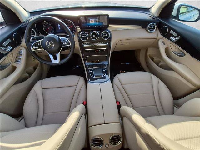 Used 2022 Mercedes-Benz GLC 300 image 17